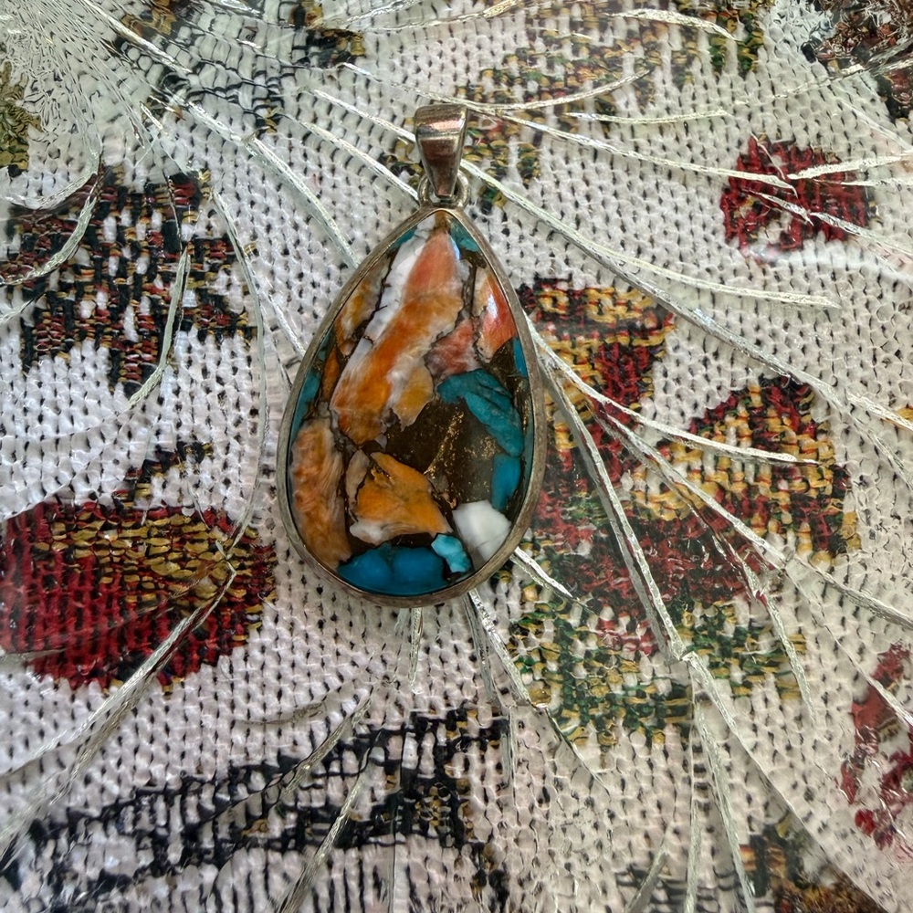 925 Sterling silver Oyster Turquoise pendent